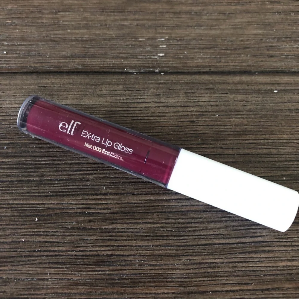 ELF EX-tra Lip Gloss in color Luke